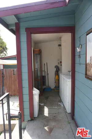 $1,750 | 324 East Lime Avenue, Unit 4, Monrovia, CA 91016