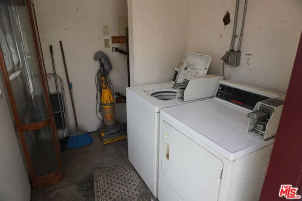 $1,750 | 324 East Lime Avenue, Unit 4, Monrovia, CA 91016