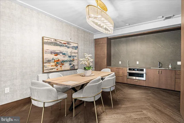 $334,900 | 625 Slaters Lane, Unit G4, Alexandria, VA 22314