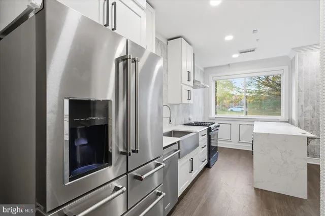 $334,900 | 625 Slaters Lane, Unit G4, Alexandria, VA 22314