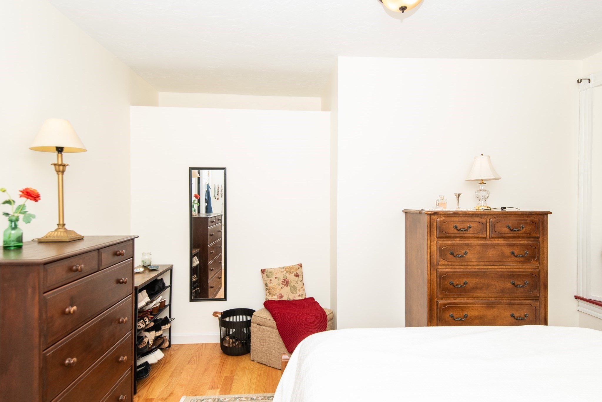 18 Union Street, Unit 1 Reading, MA 01867 - Photo 9 of 16 Gallery Image 9