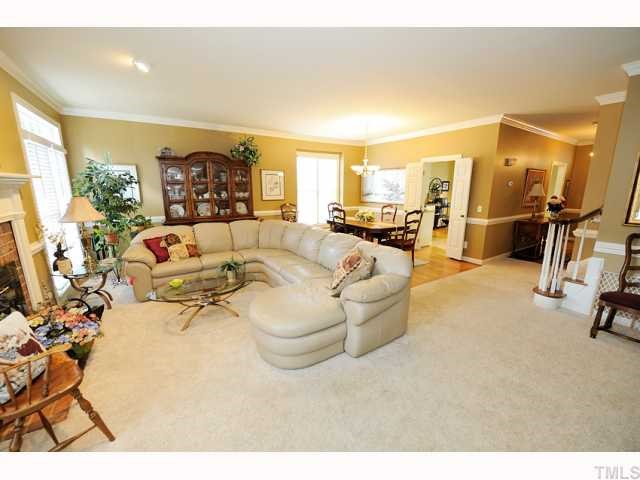 6004 Tenter Banks Square Raleigh, NC 27609 - Photo 5 of 12 Gallery Image 5