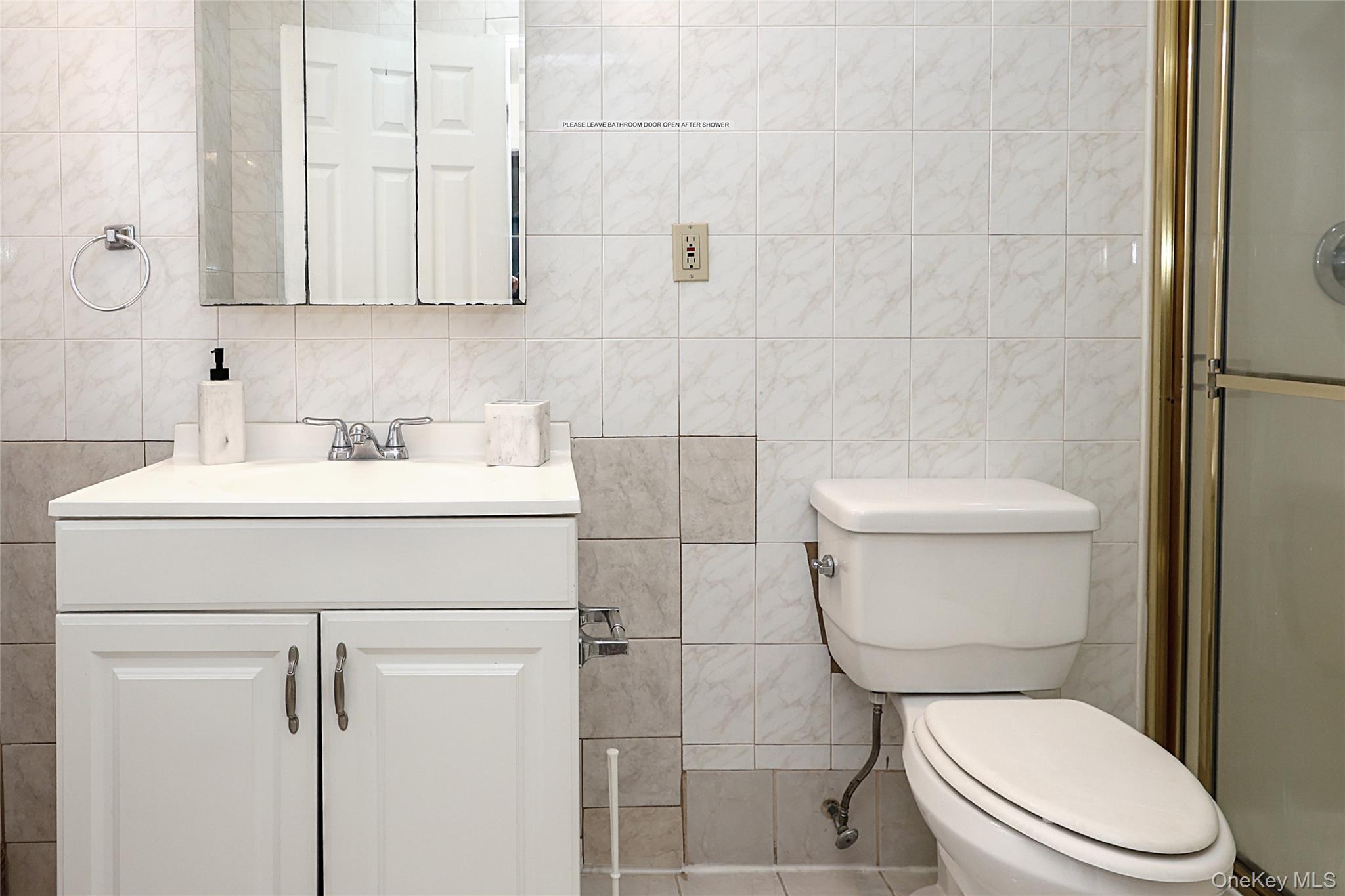 49 Red Ground Road Roslyn Heights, NY 11577 - Photo 26 of 36