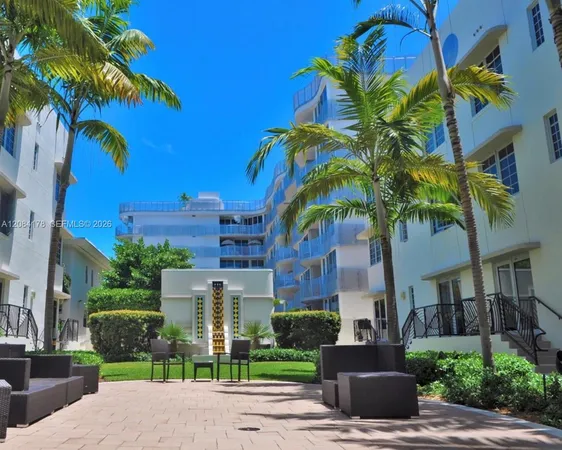 $2,800 | 435 21st Street, Unit 223, Miami Beach, FL 33139