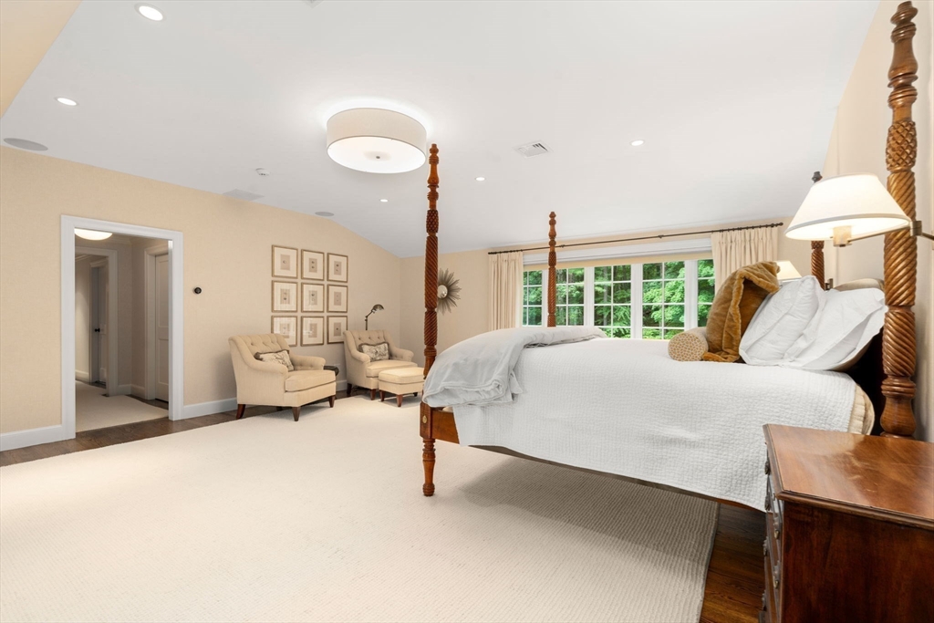 26 White Oak Road Wellesley, MA 02481 - Photo 21 of 34 Gallery Image 21