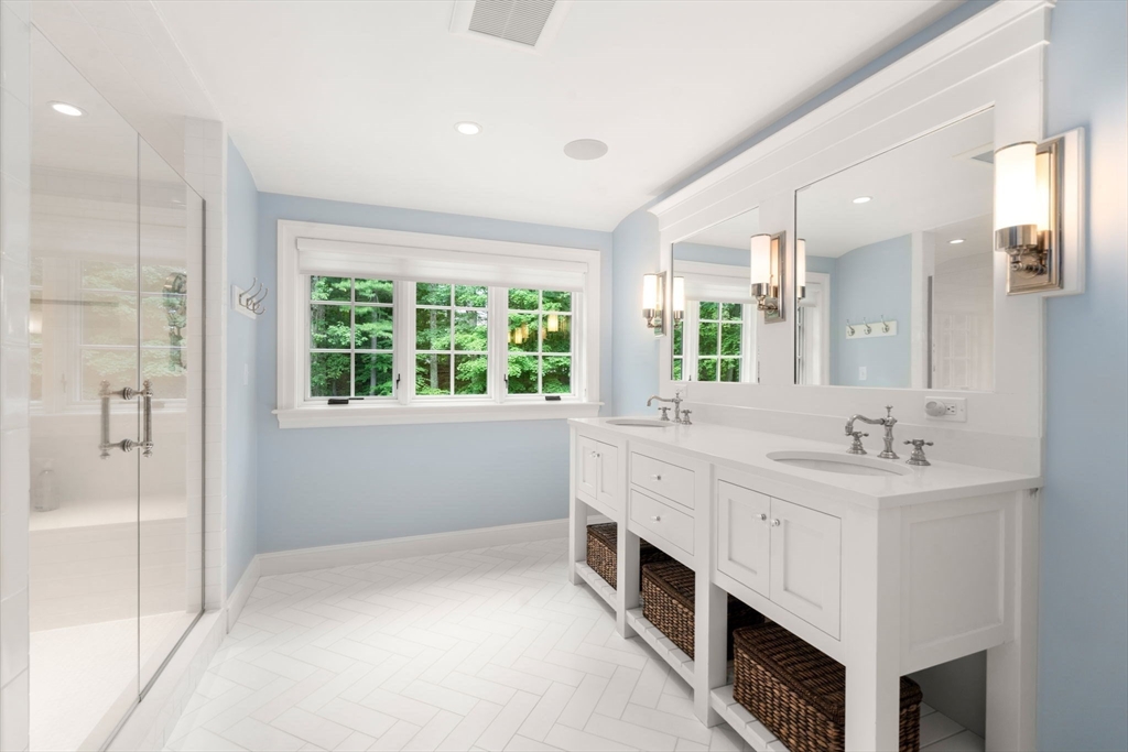 26 White Oak Road Wellesley, MA 02481 - Photo 22 of 34 Gallery Image 22