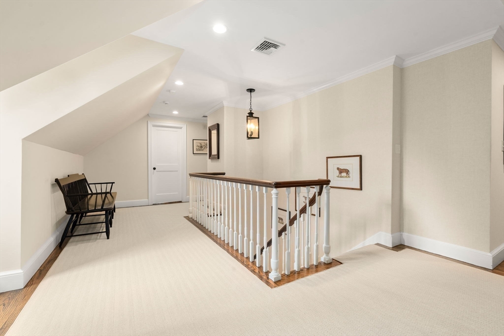 26 White Oak Road Wellesley, MA 02481 - Photo 25 of 34 Gallery Image 25