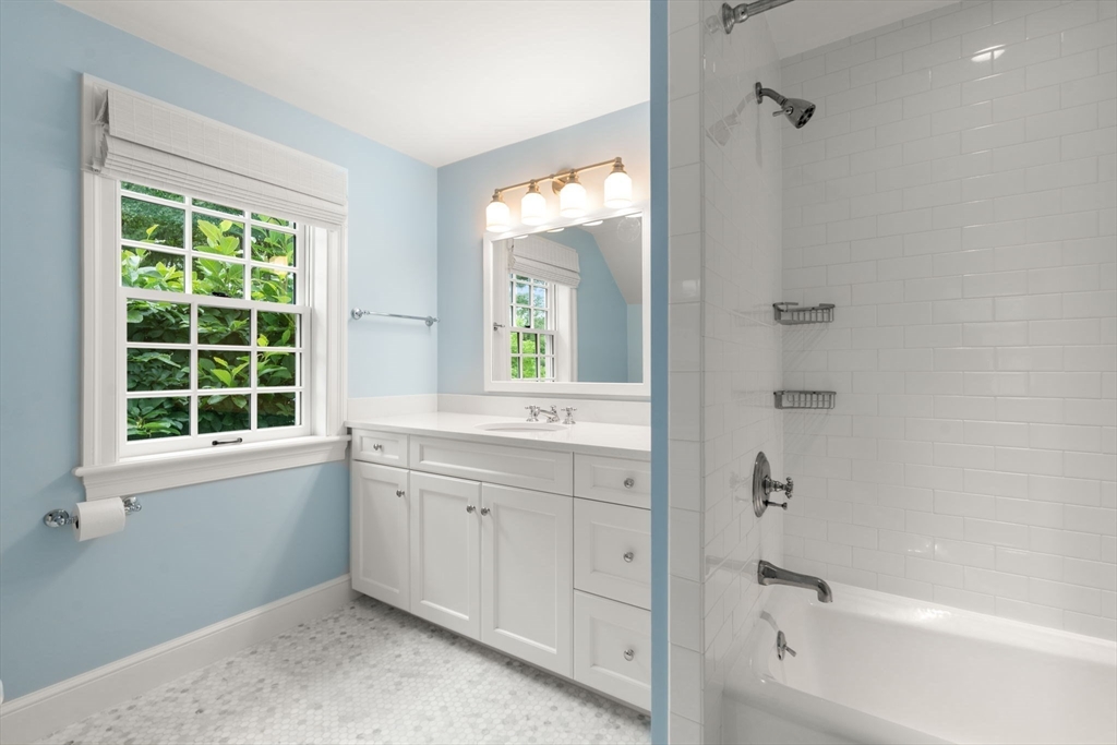 26 White Oak Road Wellesley, MA 02481 - Photo 27 of 34 Gallery Image 27