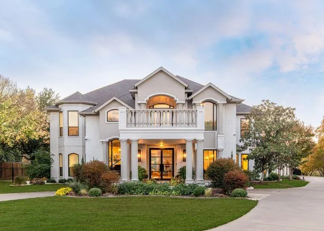 $1,830,000 | 2813 Katherine Court, Dalworthington Gardens, TX 76016