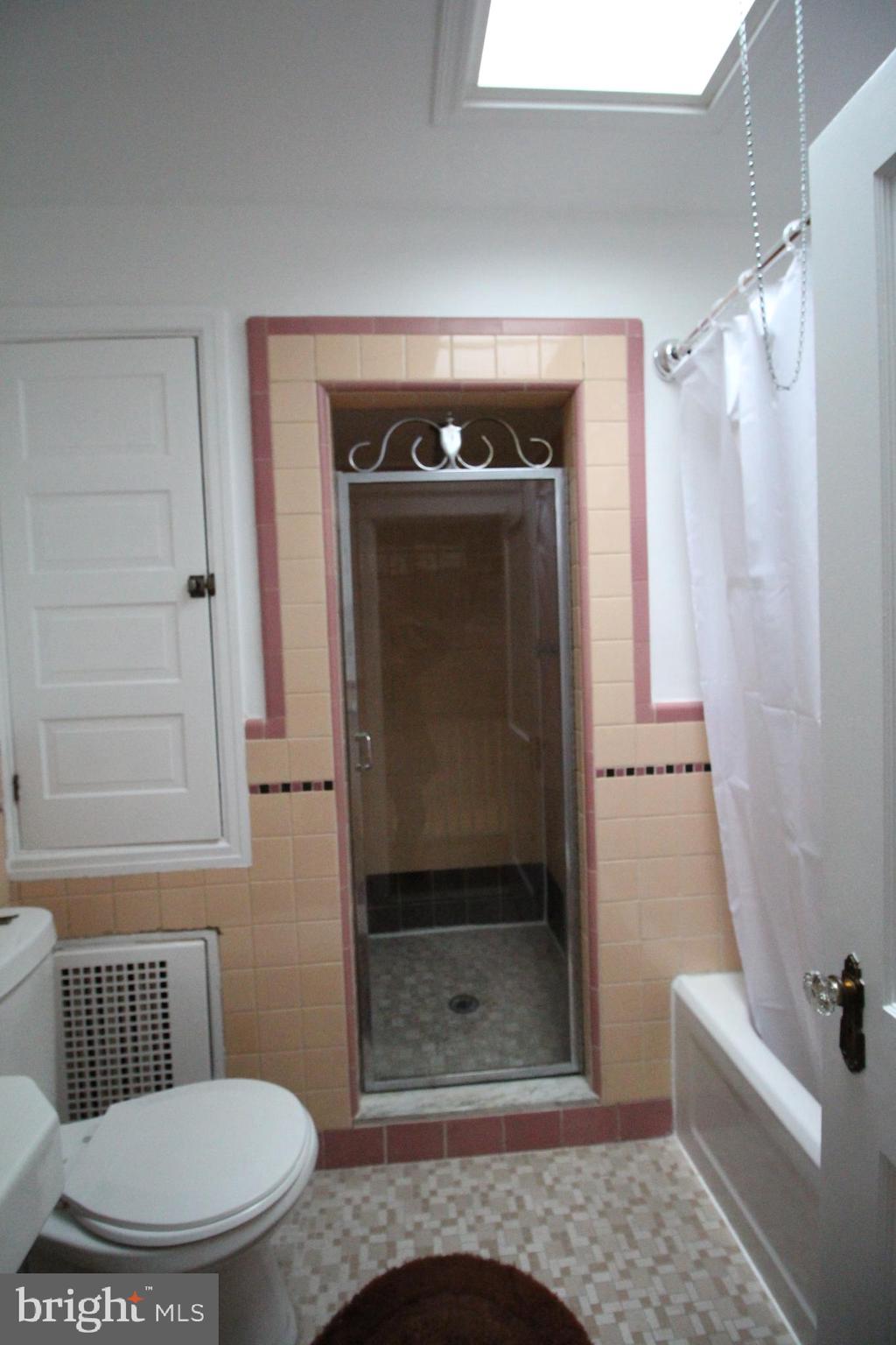 6725 Rutland Street Philadelphia, PA 19149 - Photo 8 of 10 Gallery Image 8