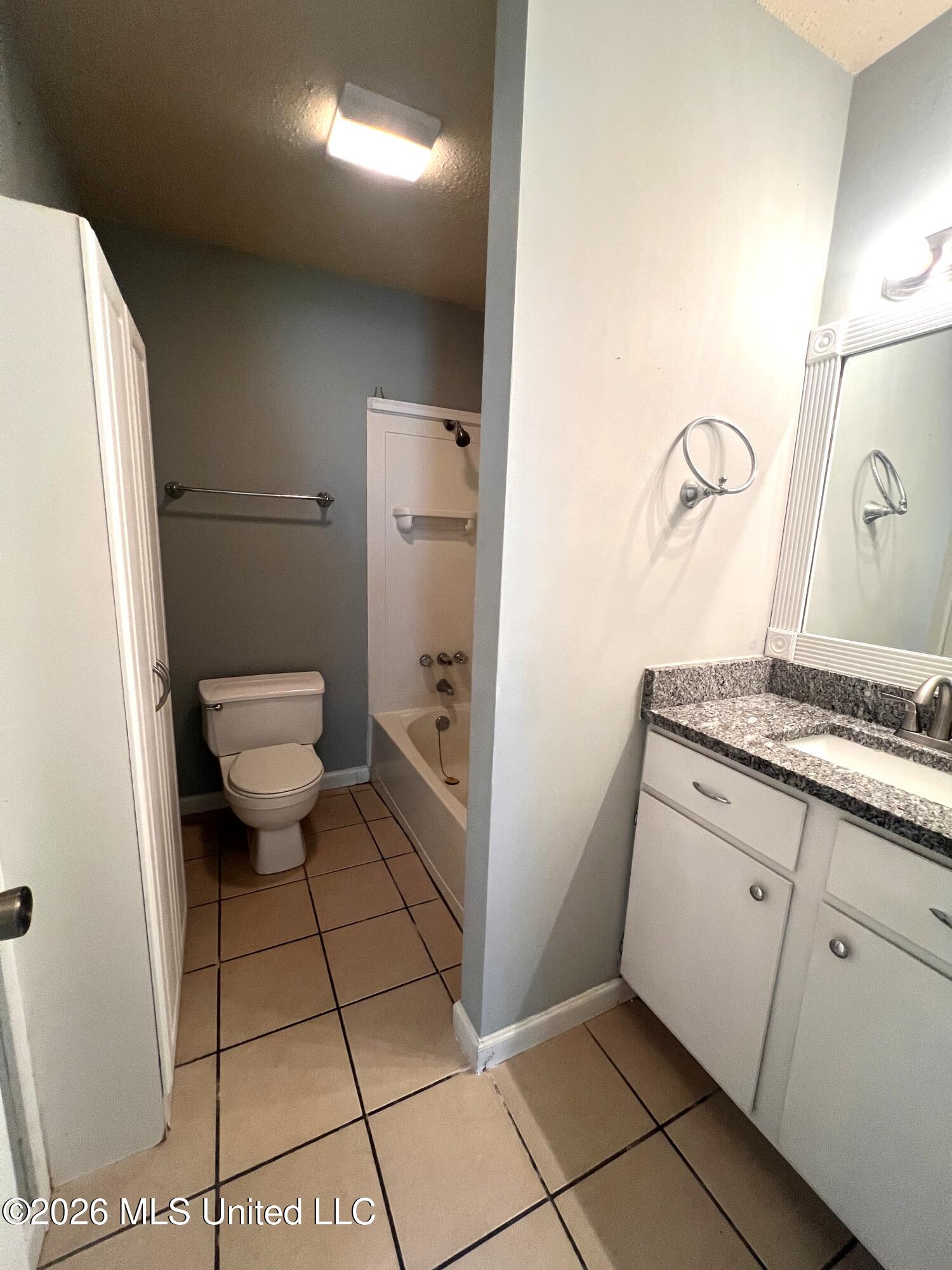 122 Via Don Ray Road, Unit C Long Beach, MS 39560 - Photo 11 of 14 122 Via C 9