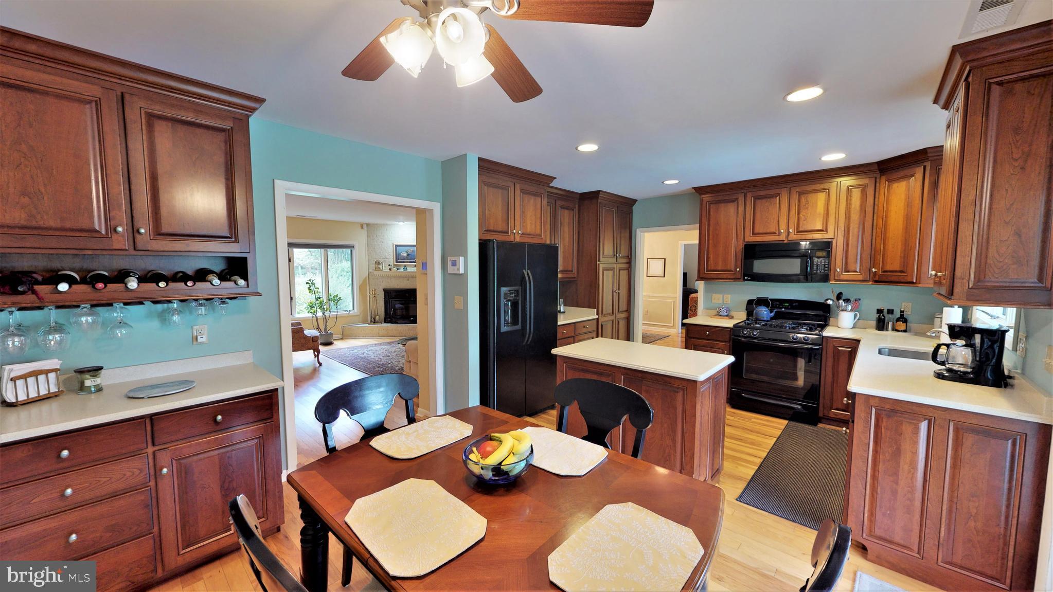 25972 Goose Neck Road Royal Oak, MD 21662 - Photo 21 of 58 View of the living room from the kitchen