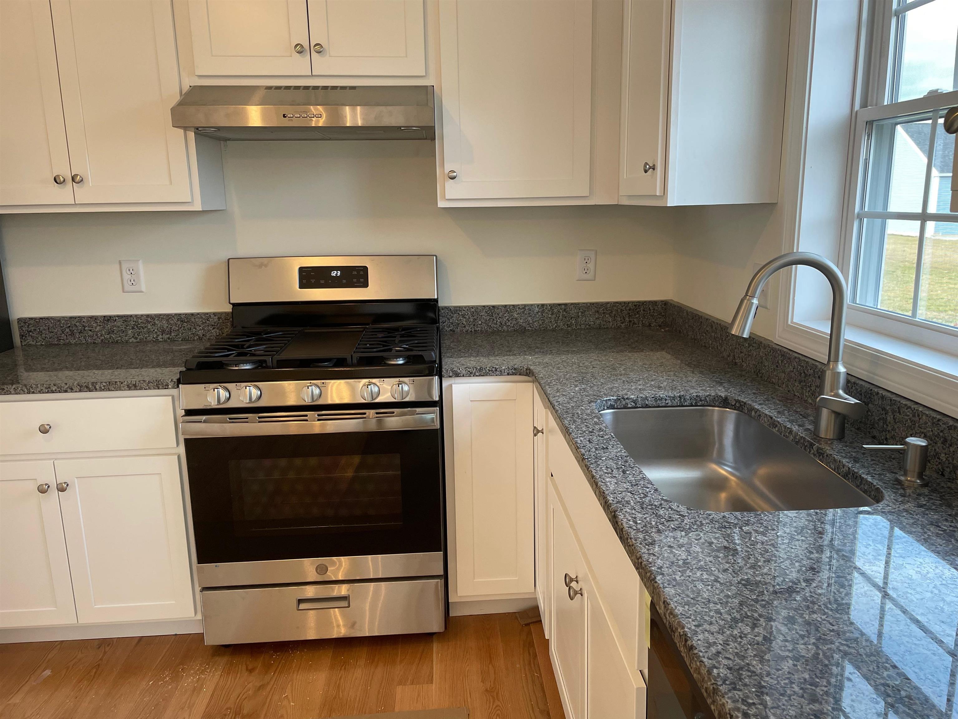12 Bovee Lane, Unit 31029 Rochester, NH 03868 - Photo 6 of 27 Gallery Image 6