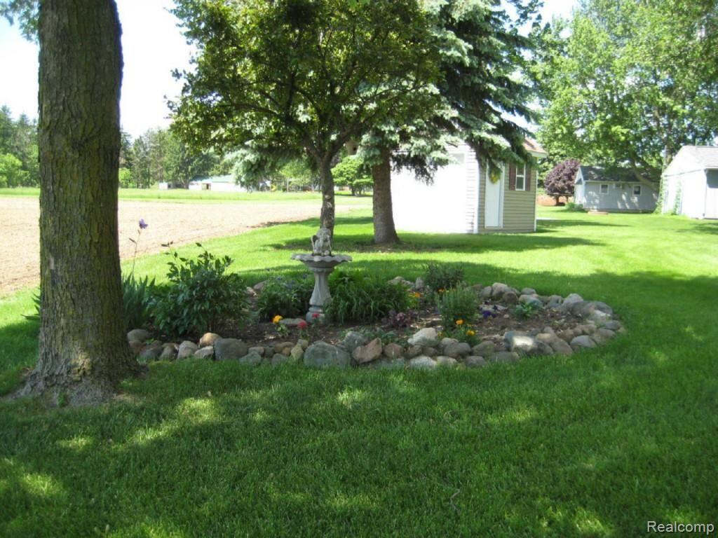 11054 36 Mile Road Romeo, MI 48065 - Photo 28 of 30 #27 Garden Area.jpg