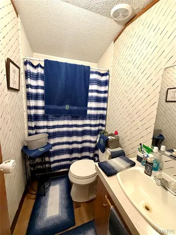 $144,000 | 600 County Road 2160, Lenox, MO 65541