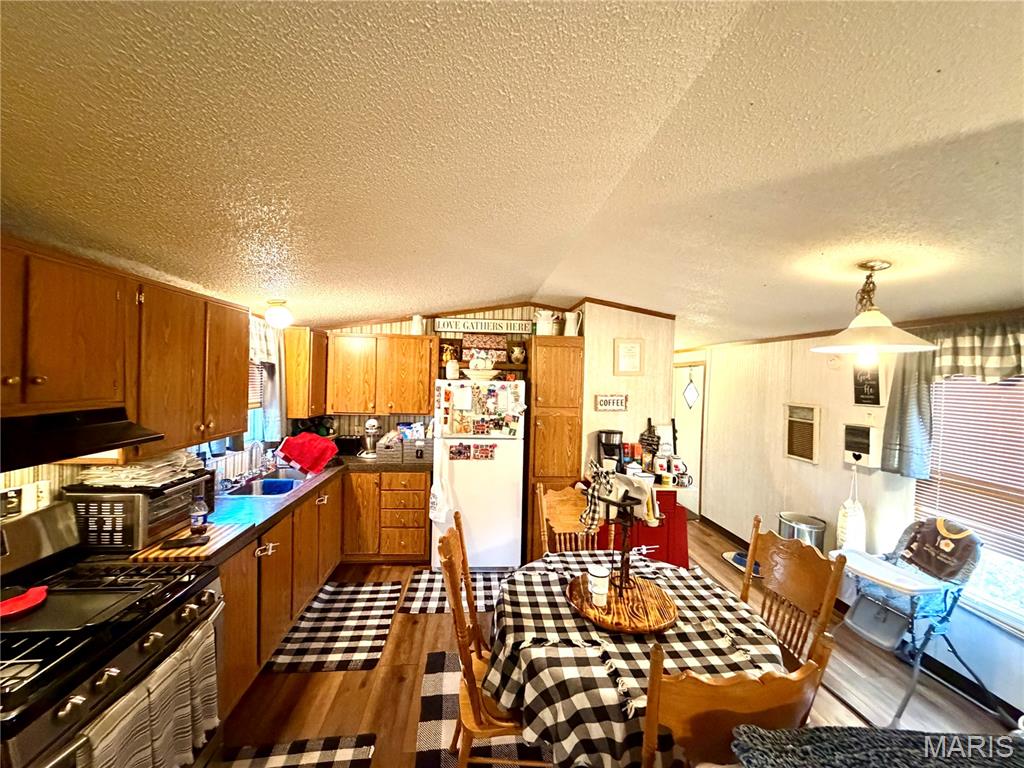 600 County Road 2160 Lenox, MO 65541 - Photo 18 of 28