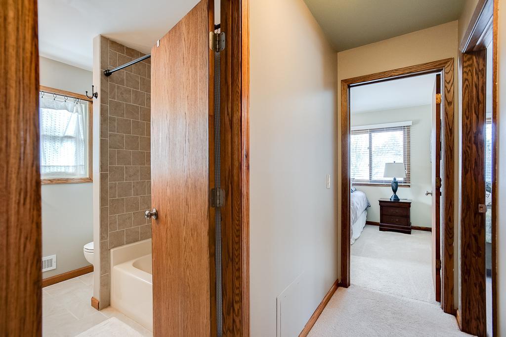 9725 Garden Lane Corcoran, MN 55374 - Photo 13 of 32 Gallery Image 13