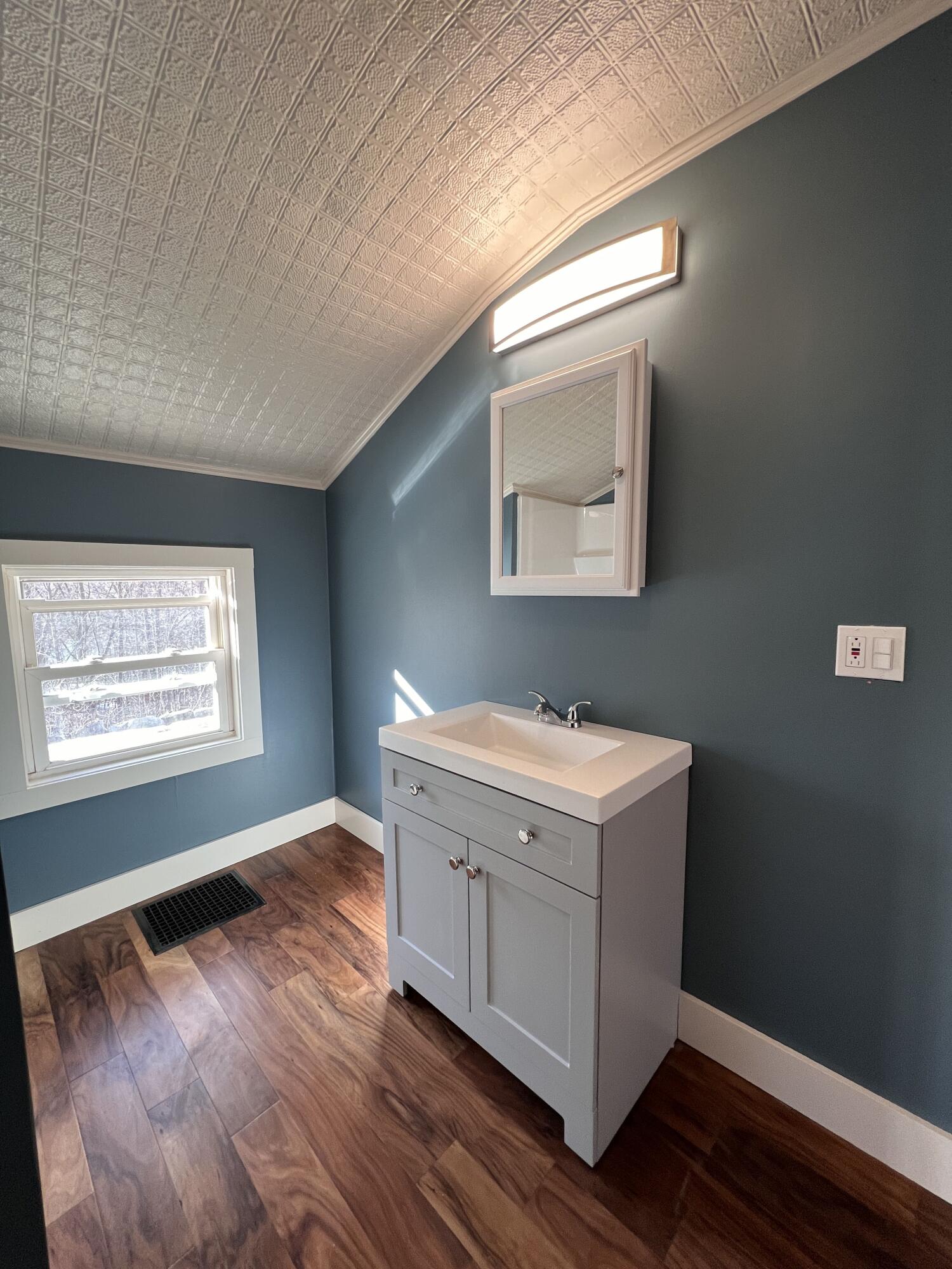 54 Maple Street Madison, ME 04950 - Photo 8 of 17 6_result