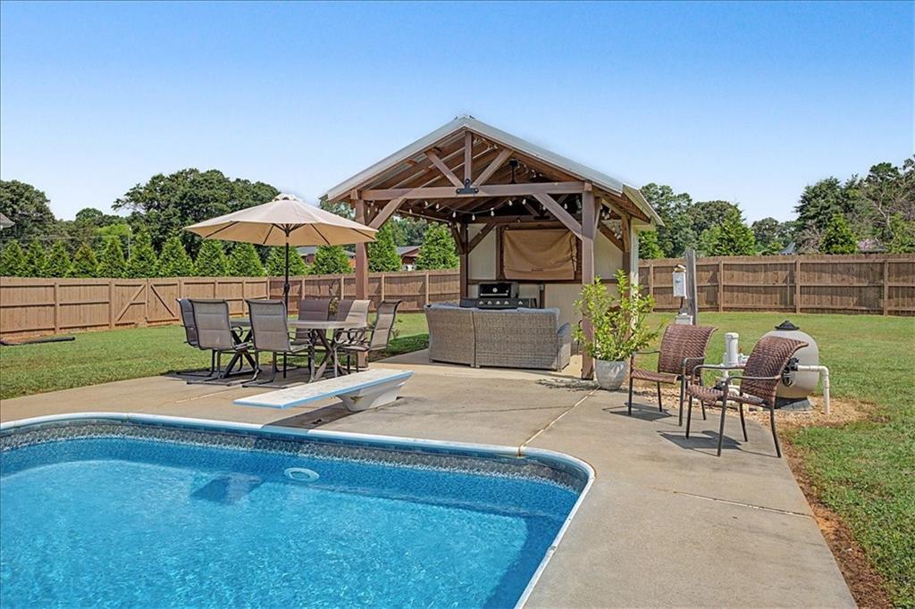 228 Pea Ridge Road Rockmart, GA 30153 - Photo 1 of 69