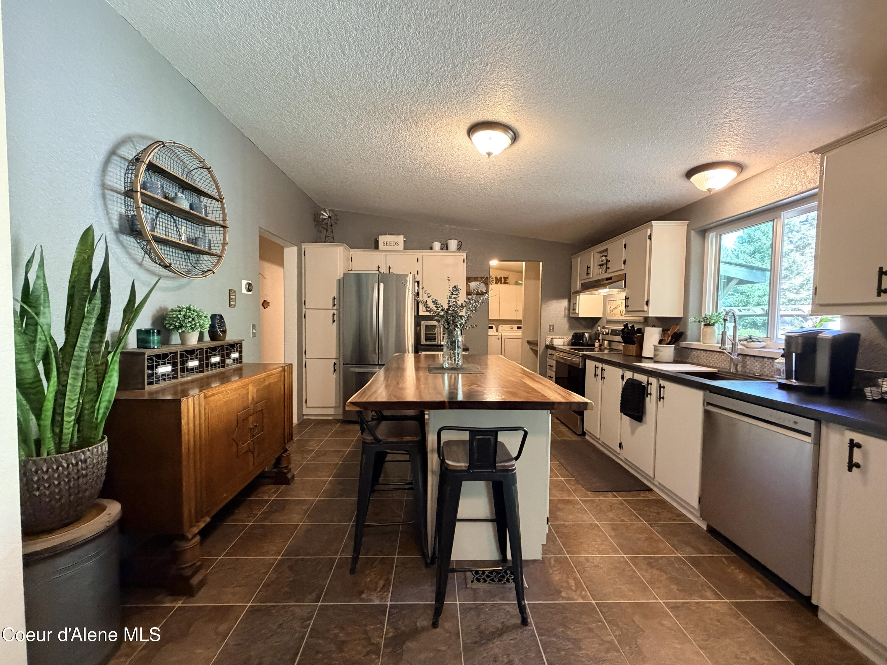 380 South Riviere Court Coeur D'Alene, ID 83814 - Photo 19 of 63 380 S. RIVIERE COURT