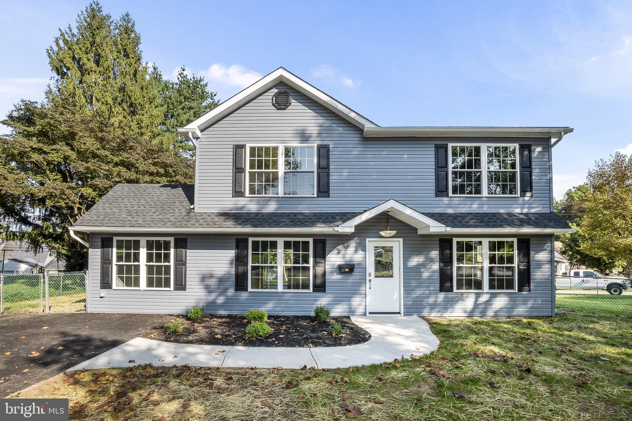 35 Quay Road Levittown, PA 19057 - Photo 1 of 30 Gallery Image 1