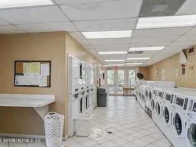 $1,350 | 3865 Campenero Court, Unit 3, Jacksonville, FL 32217