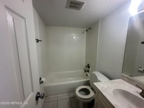 $1,350 | 3865 Campenero Court, Unit 3, Jacksonville, FL 32217