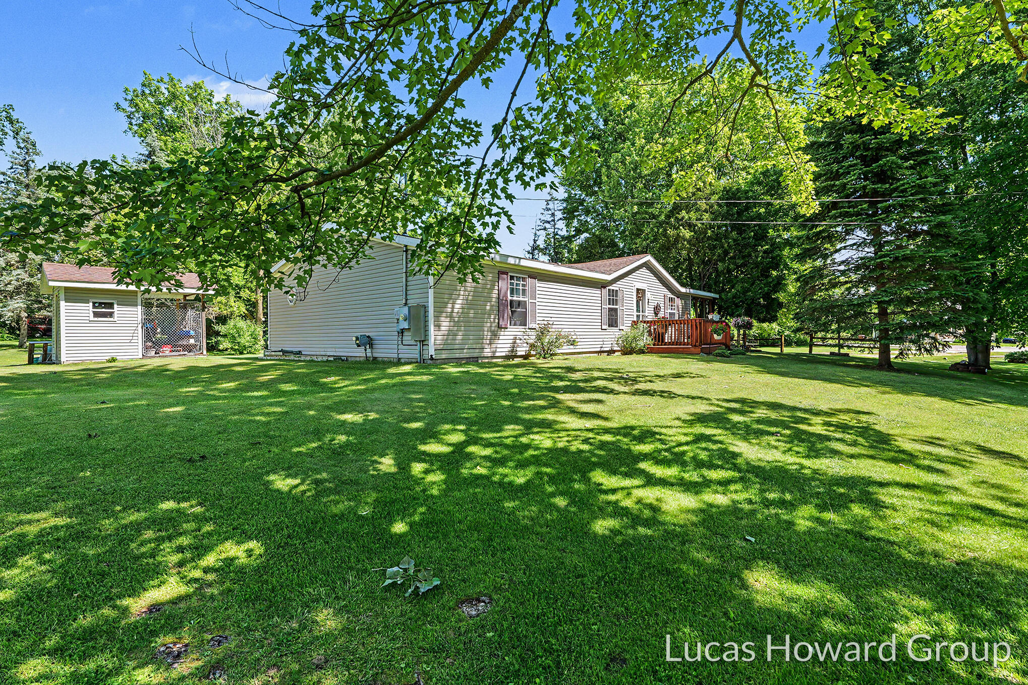 8746 South Shepherd Road Shepherd, MI 48883 - Photo 25 of 27 P1181509