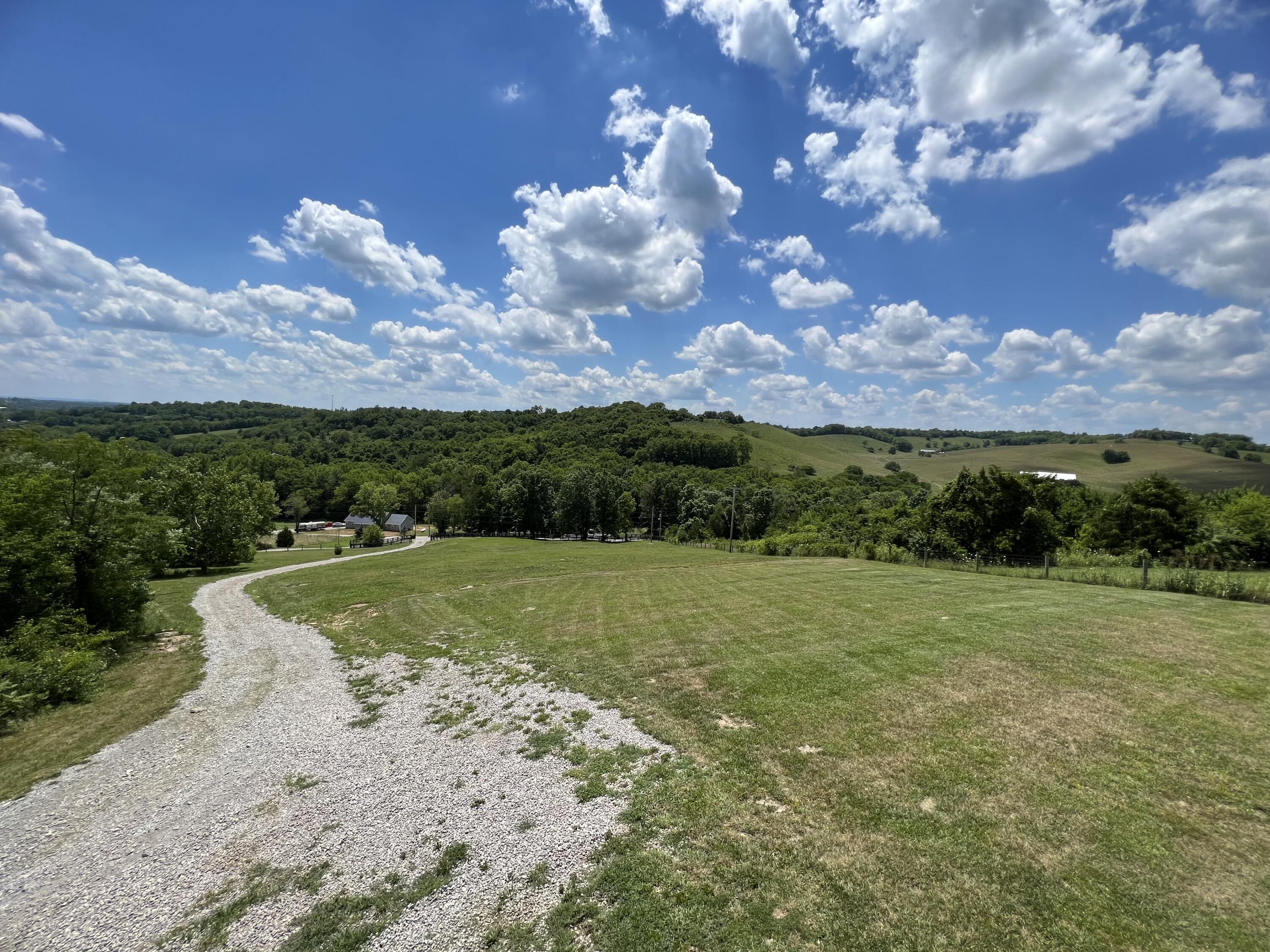 2342 Cole Road Winchester, KY 40391 - Photo 105 of 113 IMG_7665