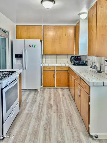 $820,000 | 2212 Anthony Drive, Ventura, CA 93003