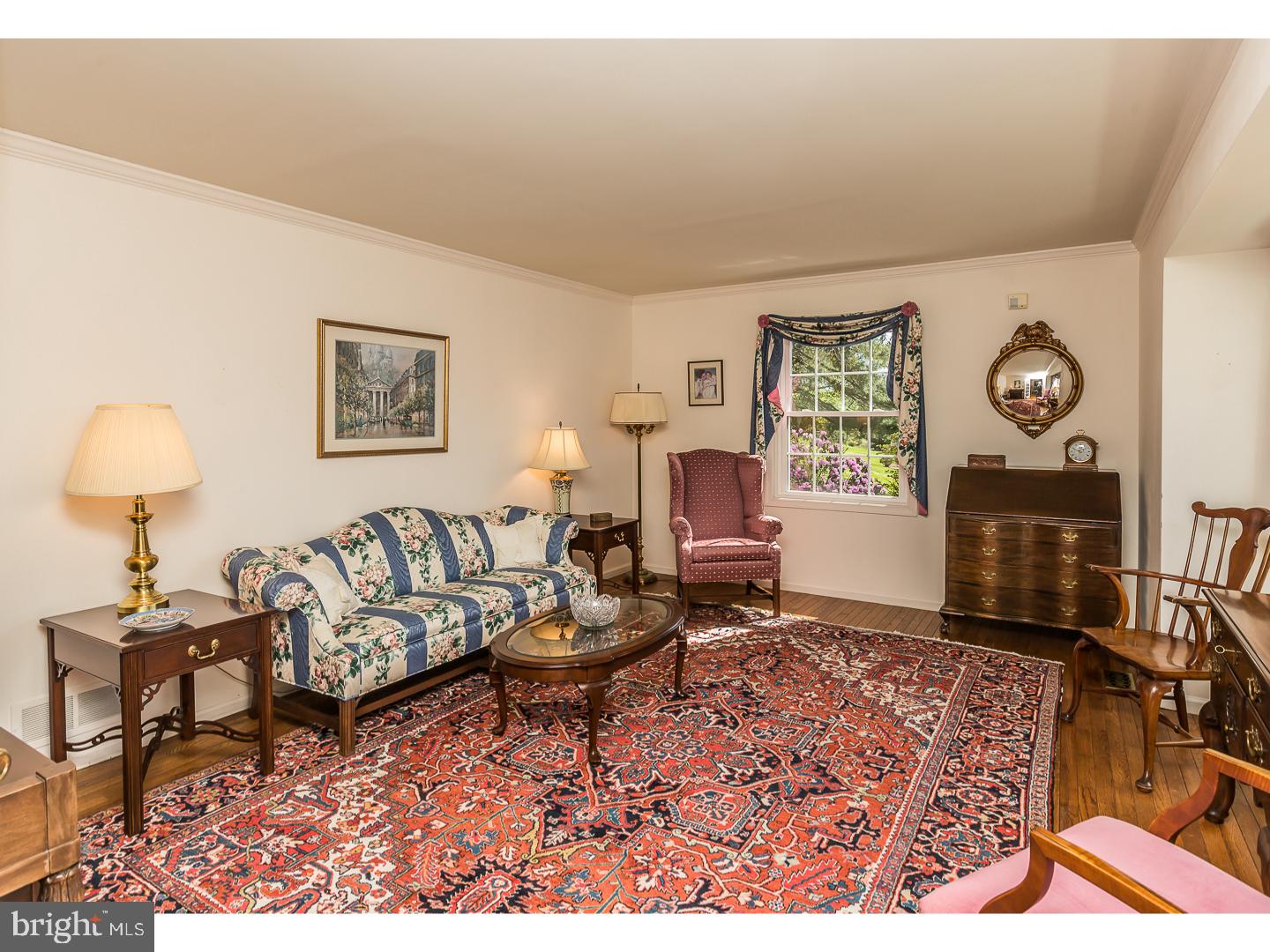 1017 Dunvegan Road West Chester, PA 19382 - Photo 7 of 25 Living Room