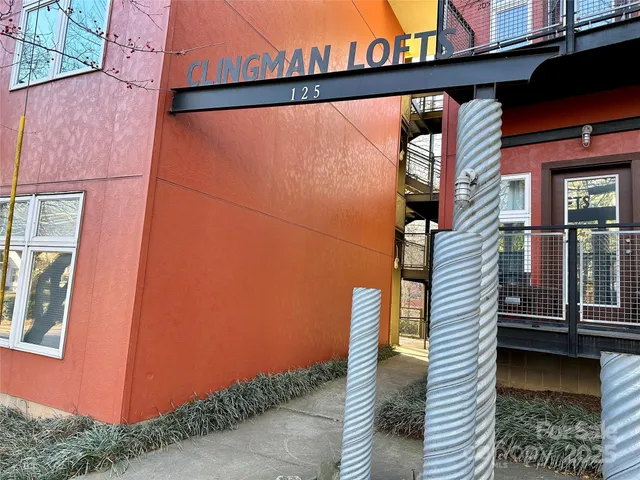 $299,900 | 125 Clingman Avenue, Unit 203, Asheville, NC 28801