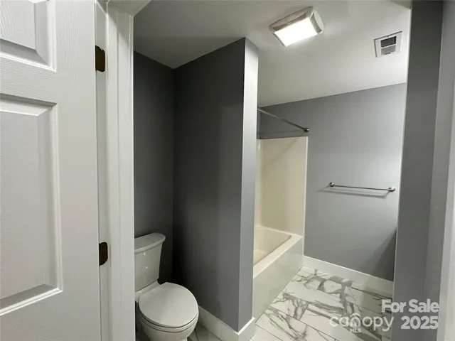 $299,900 | 125 Clingman Avenue, Unit 203, Asheville, NC 28801