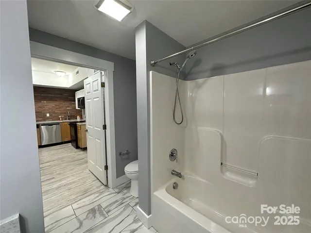 $299,900 | 125 Clingman Avenue, Unit 203, Asheville, NC 28801