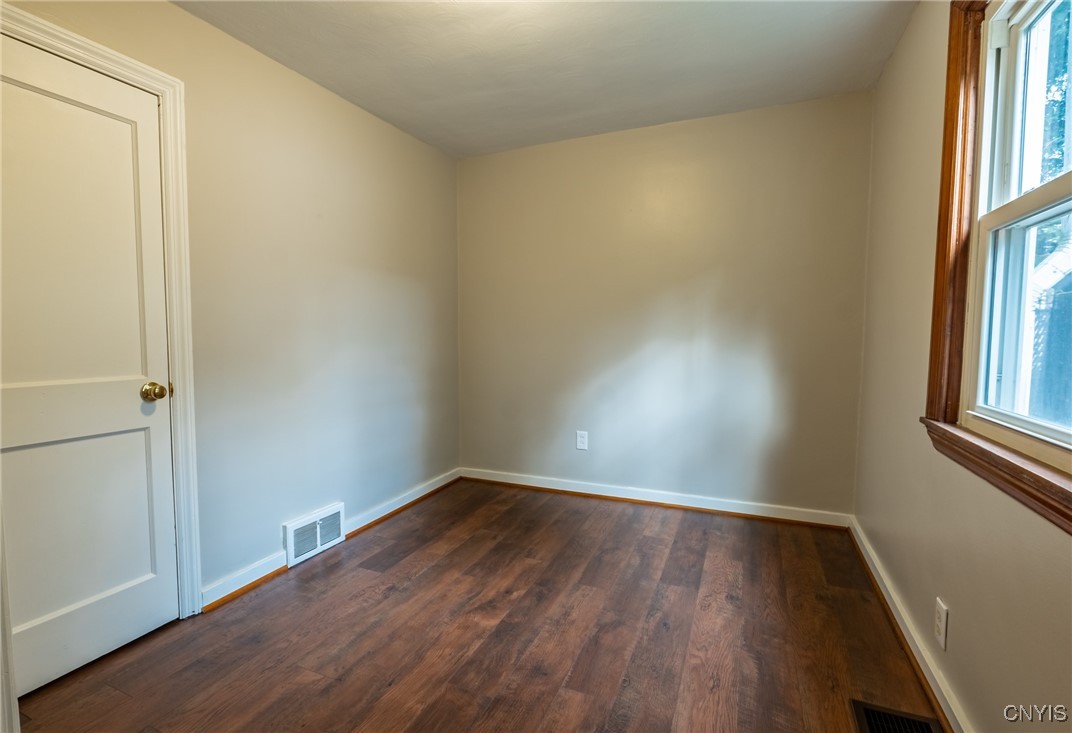 906 Mc Kinley Avenue Rome, NY 13440 - Photo 15 of 33