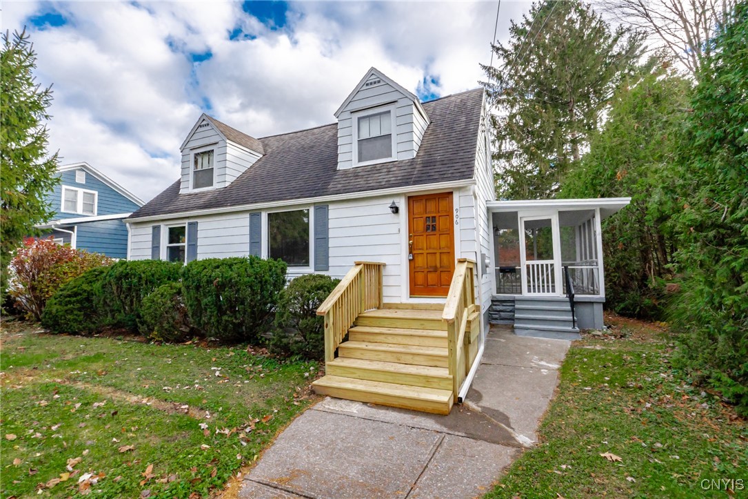 906 Mc Kinley Avenue Rome, NY 13440 - Photo 4 of 33