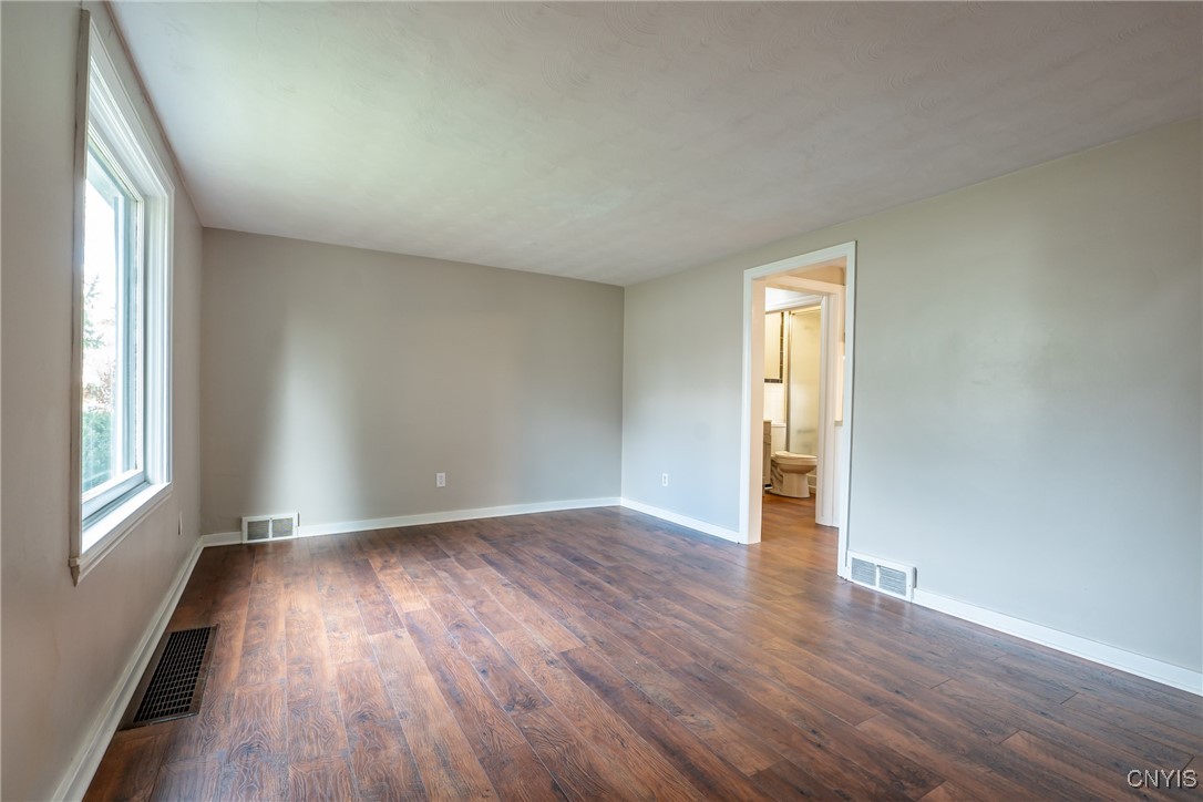 906 Mc Kinley Avenue Rome, NY 13440 - Photo 7 of 33