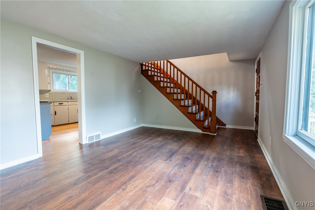 906 Mc Kinley Avenue Rome, NY 13440 - Photo 8 of 33