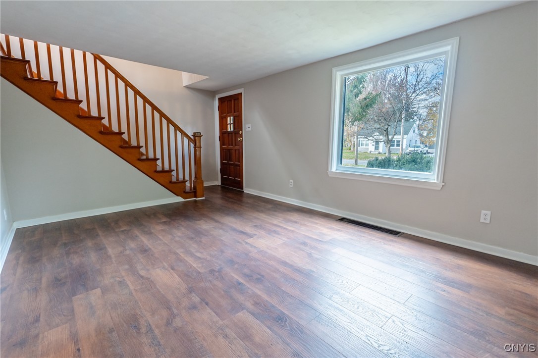 906 Mc Kinley Avenue Rome, NY 13440 - Photo 9 of 33