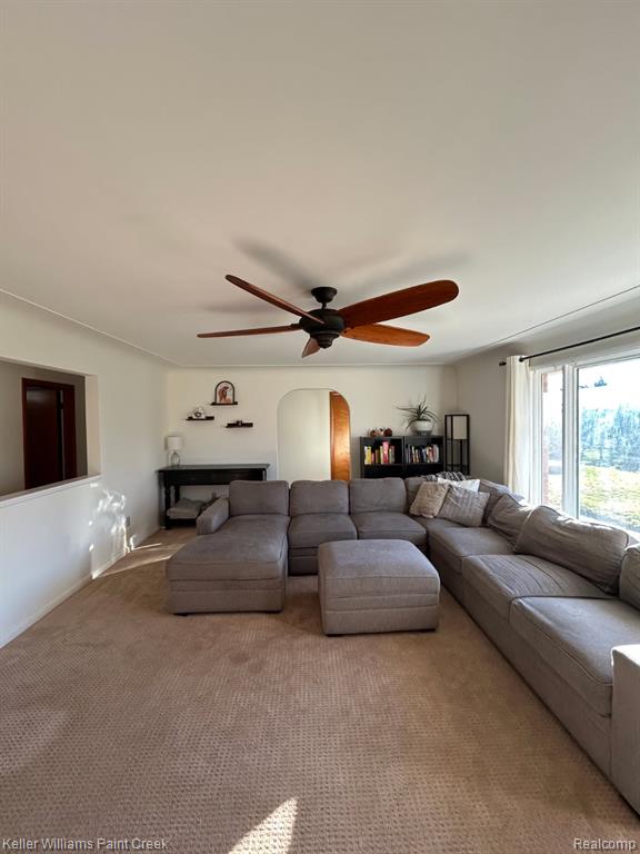 176 Perrydale Street Rochester Hills, MI 48306 - Photo 2 of 23