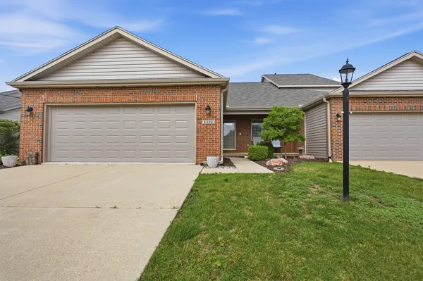 $359,000 | 2526 Windward Boulevard, Unit 2526, Champaign, IL 61821