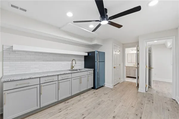 $419,900 | 305 Northeast Forest Avenue, Lee's Summit, MO 64063