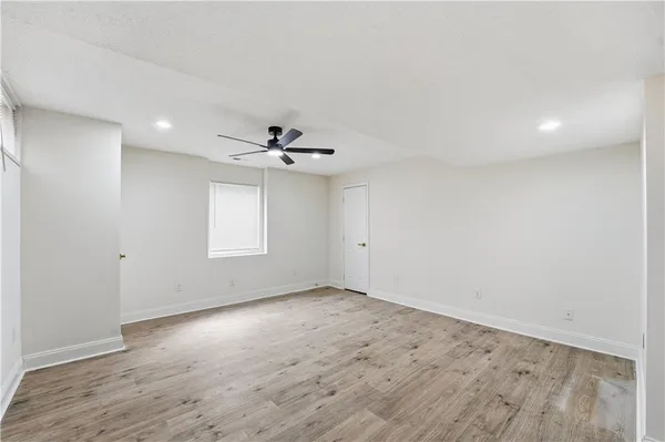$419,900 | 305 Northeast Forest Avenue, Lee's Summit, MO 64063