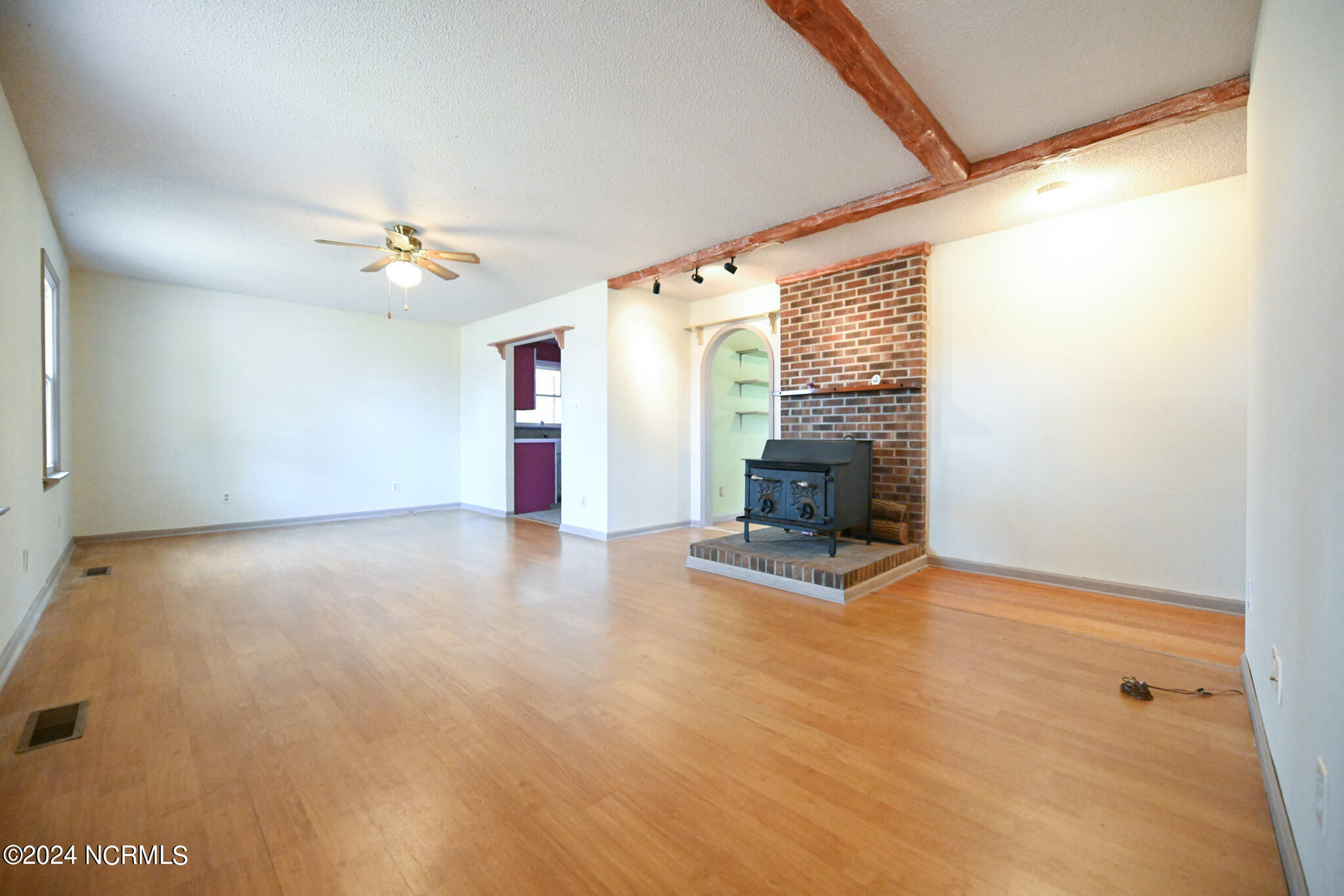 8822 Toisnot Road Rocky Mount, NC 27803 - Photo 4 of 45 004
