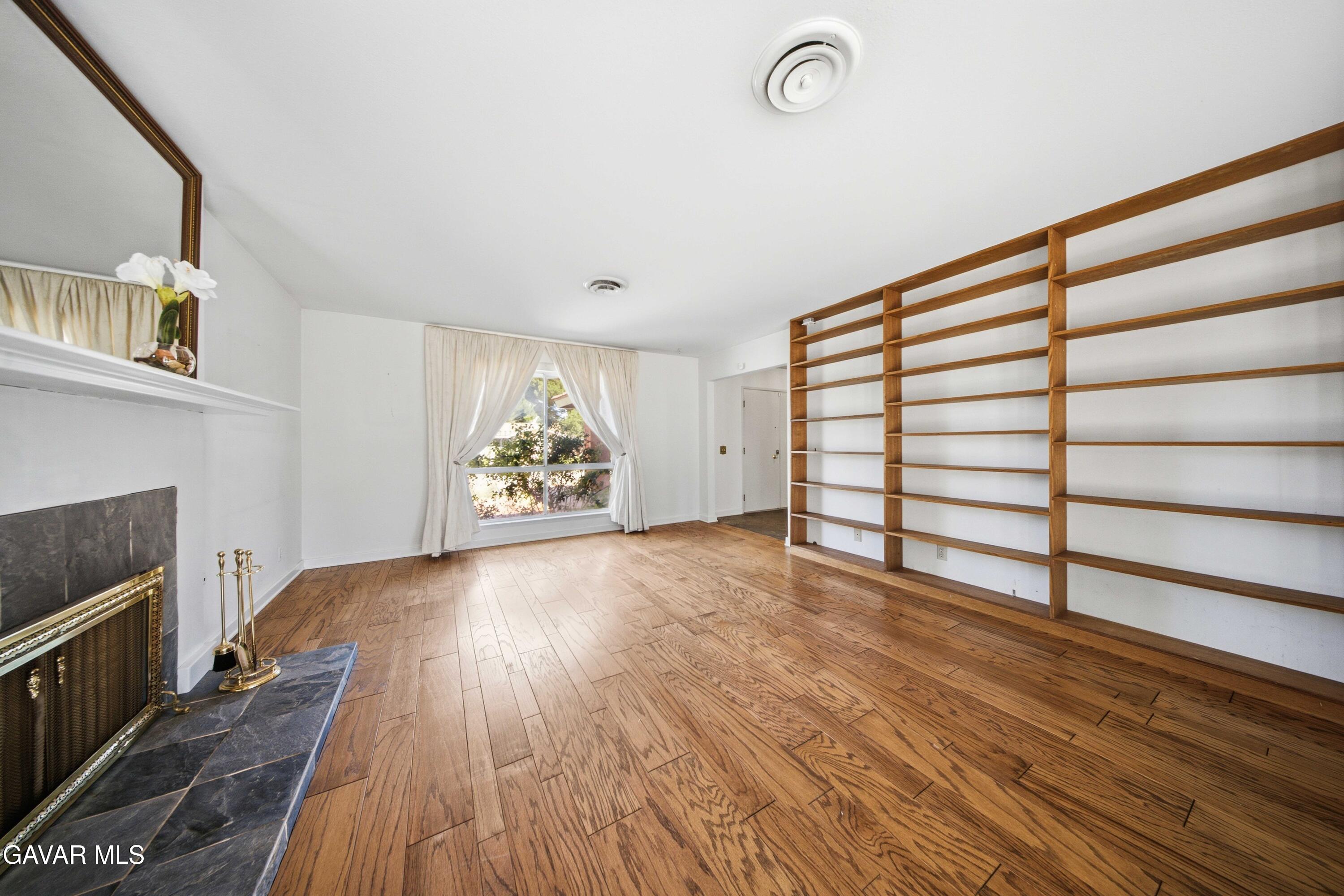 43944 Halcom Avenue Lancaster, CA 93536 - Photo 7 of 28 43944 Halcom Ave-6