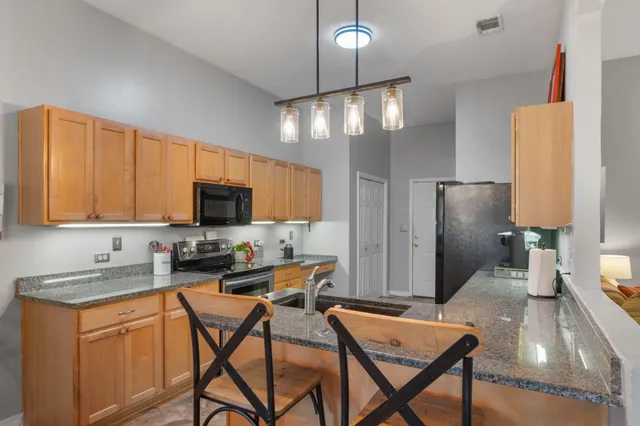 $350,000 | 1942 Woodcrest Ridge, Unit 2, Fort Walton Beach, FL 32547