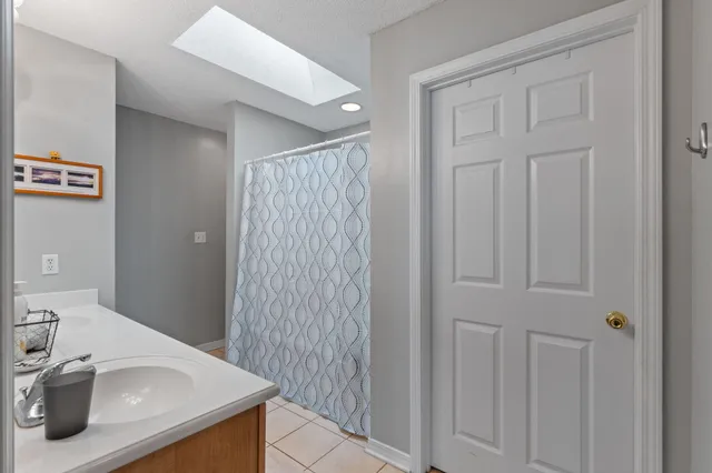 $350,000 | 1942 Woodcrest Ridge, Unit 2, Fort Walton Beach, FL 32547