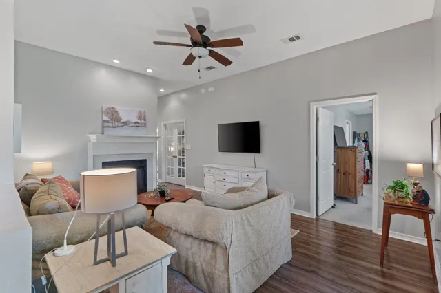 $350,000 | 1942 Woodcrest Ridge, Unit 2, Fort Walton Beach, FL 32547