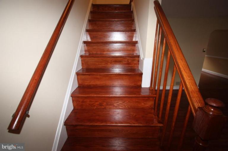 8210 Pleasant Plains Road Towson, MD 21286 - Photo 16 of 30 BEAUTIFUL HARDWOOD STAIRS