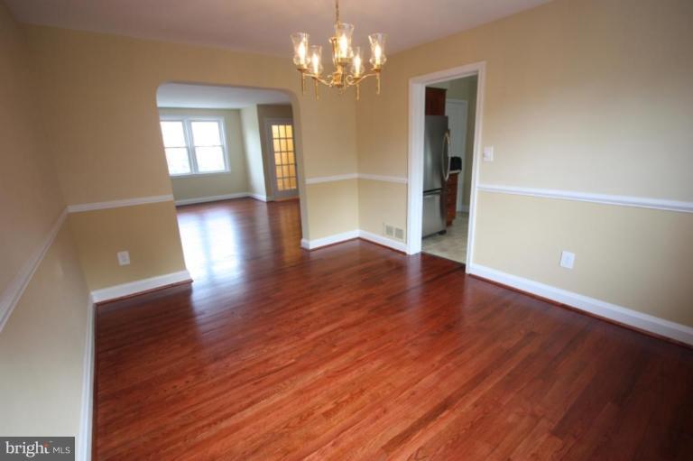 8210 Pleasant Plains Road Towson, MD 21286 - Photo 6 of 30 VIEW FROM THE DINING ROOM